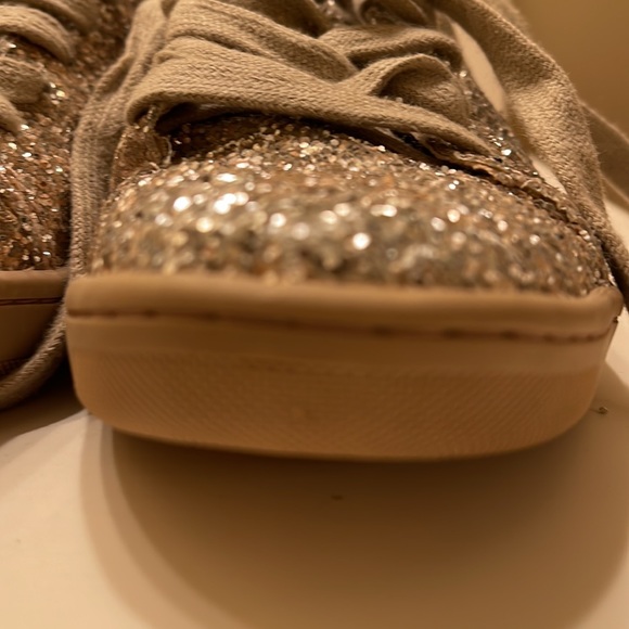 Zara Sneakers - Picture 5 of 8